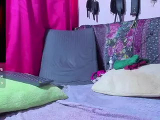 staacy37's Live Sex Cam Show