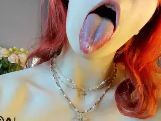 Emily's Live Sex Cam Show