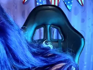 Kim Lennox's Live Sex Cam Show
