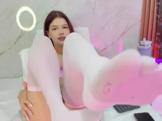 Rossi-purple's Live Sex Cam Show
