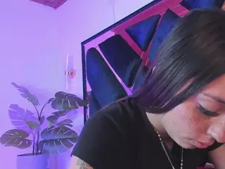 sadashi-moon's Live Sex Cam Show