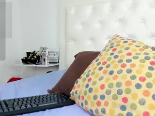 rouse-sexy-hotxx77's Live Sex Cam Show
