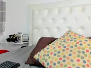 rouse-sexy-hotxx77's Live Sex Cam Show