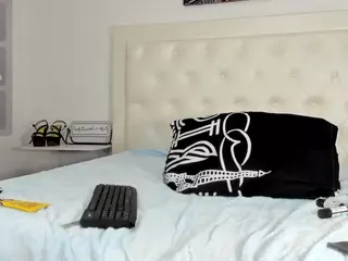rouse-sexy-hotxx77's Live Sex Cam Show