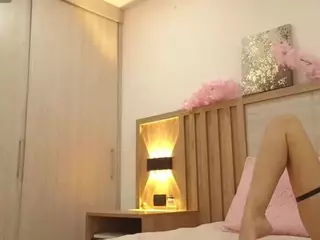 Mia Desire's Live Sex Cam Show