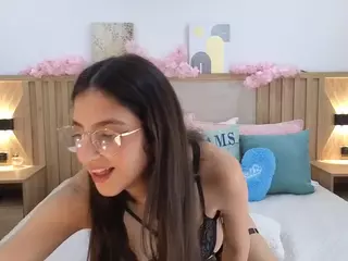 Mia Desire's Live Sex Cam Show