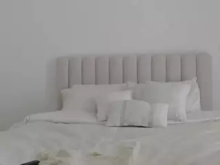XoxP0ck3tR0cketxoX's Live Sex Cam Show