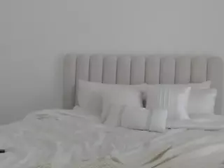 XoxP0ck3tR0cketxoX's Live Sex Cam Show