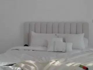 XoxP0ck3tR0cketxoX's Live Sex Cam Show