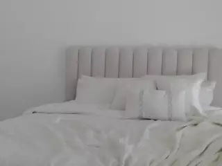 XoxP0ck3tR0cketxoX's Live Sex Cam Show