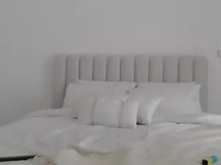 XoxP0ck3tR0cketxoX's Live Sex Cam Show