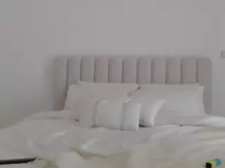 XoxP0ck3tR0cketxoX's Live Sex Cam Show