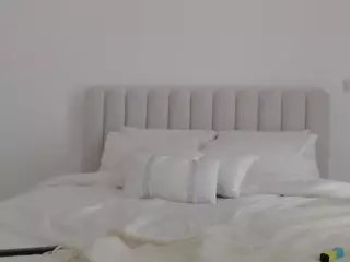 XoxP0ck3tR0cketxoX's Live Sex Cam Show