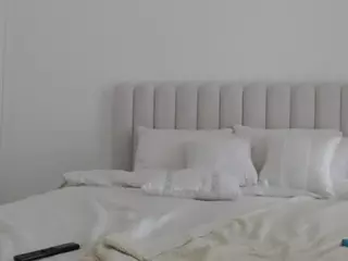 XoxP0ck3tR0cketxoX's Live Sex Cam Show