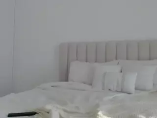XoxP0ck3tR0cketxoX's Live Sex Cam Show