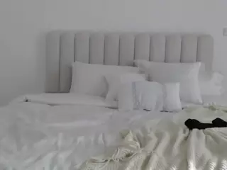 XoxP0ck3tR0cketxoX's Live Sex Cam Show