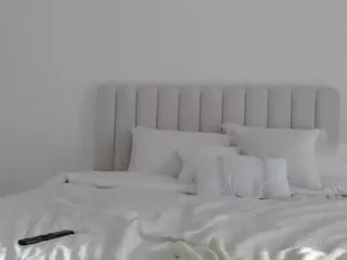 XoxP0ck3tR0cketxoX's Live Sex Cam Show