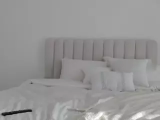 XoxP0ck3tR0cketxoX's Live Sex Cam Show