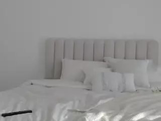 XoxP0ck3tR0cketxoX's Live Sex Cam Show