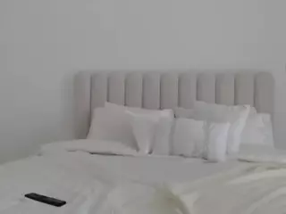 XoxP0ck3tR0cketxoX's Live Sex Cam Show