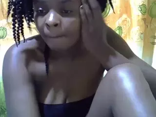 pretty-bellah's Live Sex Cam Show