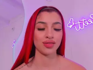 Scarleett-Jones's Live Sex Cam Show