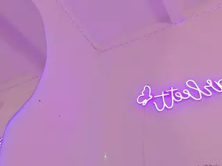 Scarleett-Jones's Live Sex Cam Show