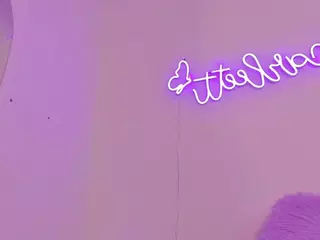 Scarleett-Jones's Live Sex Cam Show