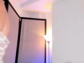 EmmaCollemann's Live Sex Cam Show