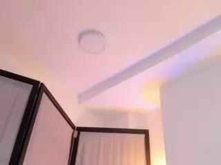 EmmaCollemann's Live Sex Cam Show
