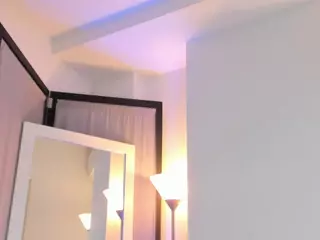 EmmaCollemann's Live Sex Cam Show