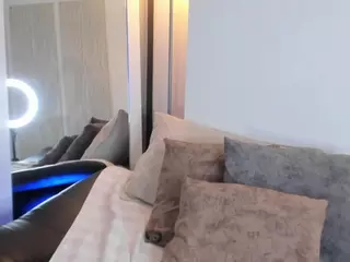EmmaCollemann's Live Sex Cam Show