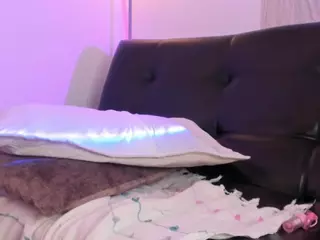 EmmaCollemann's Live Sex Cam Show