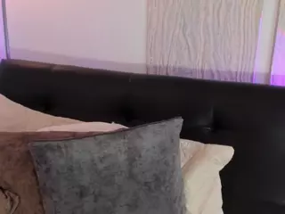 EmmaCollemann's Live Sex Cam Show