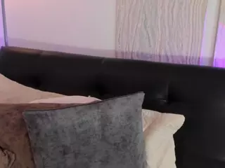 EmmaCollemann's Live Sex Cam Show
