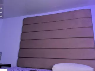 Sally-Rosses's Live Sex Cam Show