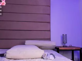 Sally-Rosses's Live Sex Cam Show