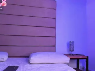 Sally-Rosses's Live Sex Cam Show