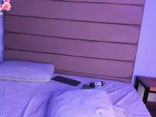 Sally-Rosses's Live Sex Cam Show