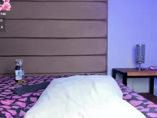 Sally-Rosses's Live Sex Cam Show