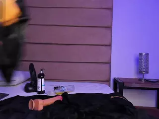 Sally-Rosses's Live Sex Cam Show