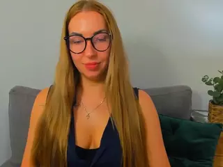 AriaGntle's Live Sex Cam Show
