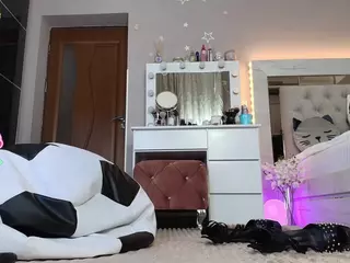 allesya23's Live Sex Cam Show