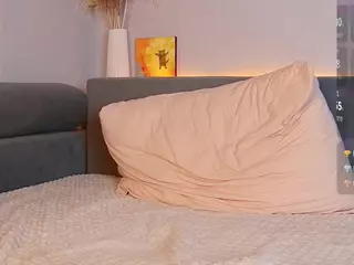 Ellaeternity's Live Sex Cam Show