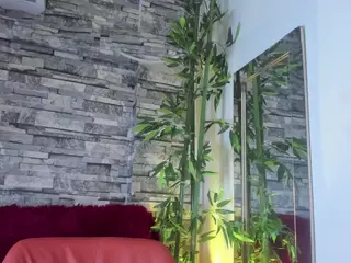 The Sexy Milf's Live Sex Cam Show