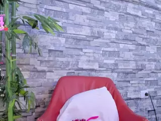 The Sexy Milf's Live Sex Cam Show