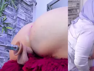 The Sexy Milf's Live Sex Cam Show