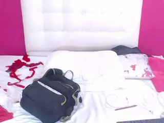 Nextdoor-fantassy's Live Sex Cam Show