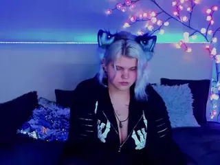 JoannLowe's Live Sex Cam Show