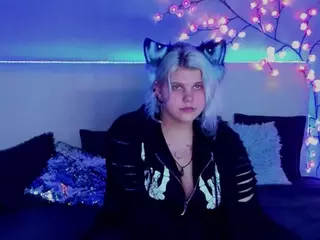 JoannLowe's Live Sex Cam Show